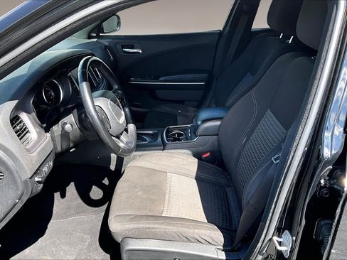 Used 2023 Dodge Charger SXT RWD image 21
