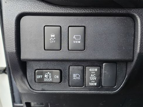 Used 2023 Toyota Tacoma TRD Off-Road w/ TRD Premium Off Road Package image 24