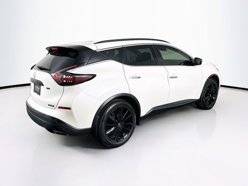 Used 2023 Nissan Murano SV w/ SV Midnight Edition Package image 9