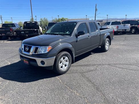 Used 2011 Nissan Frontier SV w/ SV Premium Utility Pkg AWD/4WD image 1