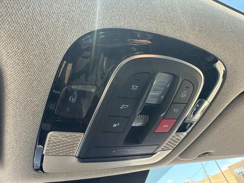 Used 2024 Hyundai Palisade Limited image 28