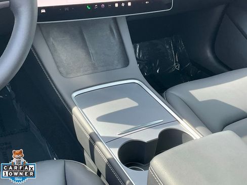 Used 2023 Tesla Model 3 Standard Range image 45