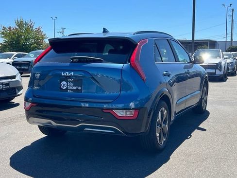 Certified 2023 Kia Niro Wind w/ Wind Preserve Package FWD image 5
