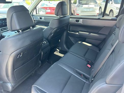 Used 2026 Hyundai Santa Fe SEL AWD/4WD image 31