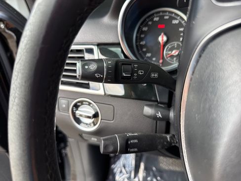 Used 2018 Mercedes-Benz GLE 350 image 32