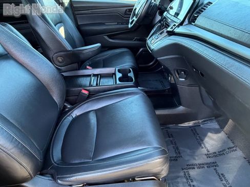 Used 2024 Honda Odyssey EX-L image 13