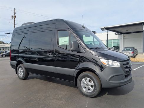 New 2026 Mercedes-Benz Sprinter 2500 image 2