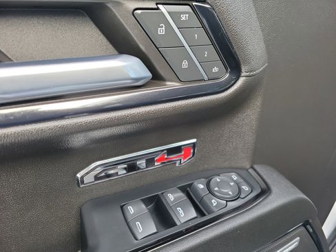 Used 2024 GMC Sierra 1500 AT4 w/ Technology Package image 20