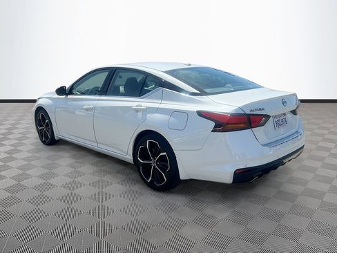 Used 2023 Nissan Altima 2.5 SR w/ SR Premium Package FWD image 5