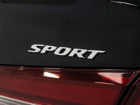 Certified 2025 Honda Civic Sport image 10