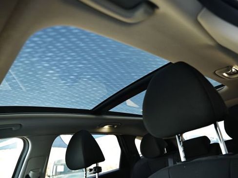 Used 2022 Hyundai Tucson SEL w/ Cargo Package image 18