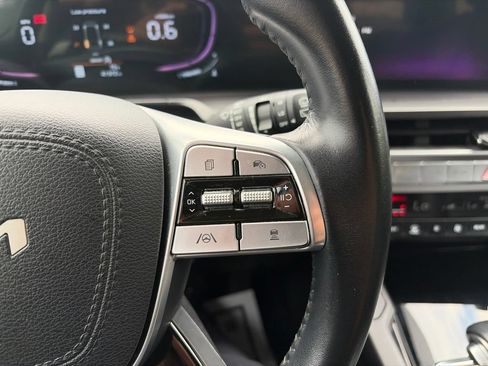 Used 2025 Kia Telluride S AWD/4WD image 29