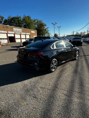 Used 2024 Kia Forte LXS FWD image 5