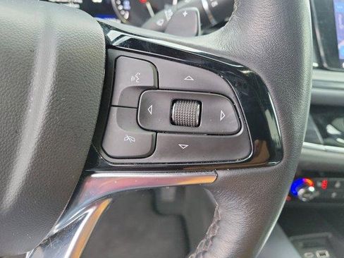 Used 2024 Buick Enclave Premium image 25