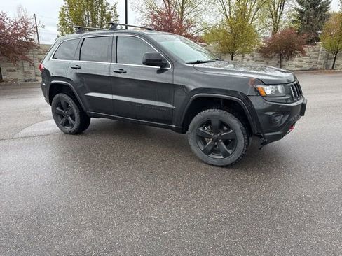 Used 2015 Jeep Grand Cherokee Altitude AWD/4WD image 15