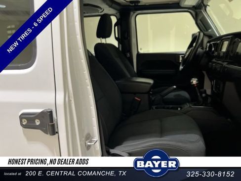 Used 2018 Jeep Wrangler Unlimited Sport AWD/4WD image 22
