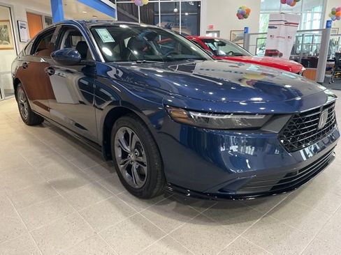 New 2025 Honda Accord EX-L image 8