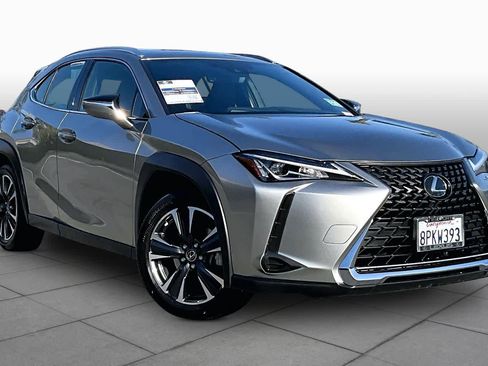 Used 2020 Lexus UX 200 w/ Premium Package image 2