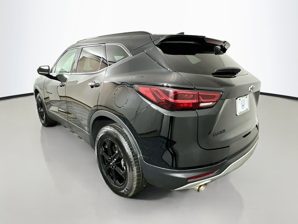 Used 2023 Chevrolet Blazer LT w/ Midnight/Sport Edition FWD image 7
