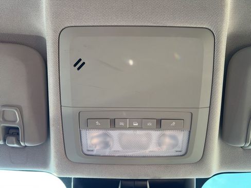 Used 2016 Chevrolet Cruze LT image 21