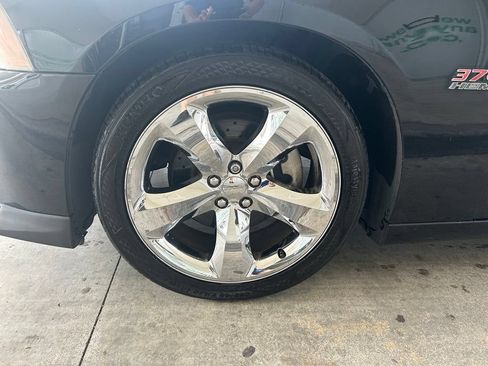 Used 2014 Dodge Charger R/T RWD image 13
