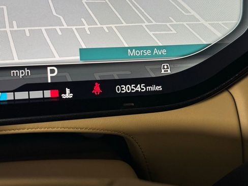 Used 2023 Land Rover Range Rover Long Wheelbase SE image 19