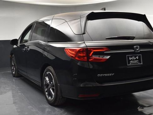 Used 2023 Honda Odyssey Elite image 6