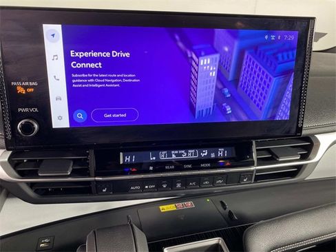 Used 2025 Toyota Sienna XSE image 25