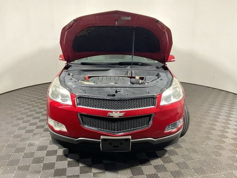 Used 2012 Chevrolet Traverse LT FWD image 5