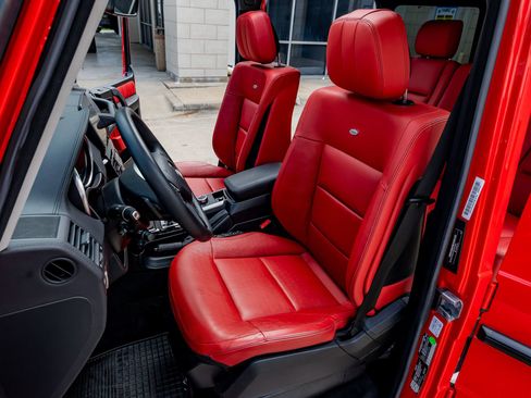 Used 2017 Mercedes-Benz G 550 image 29