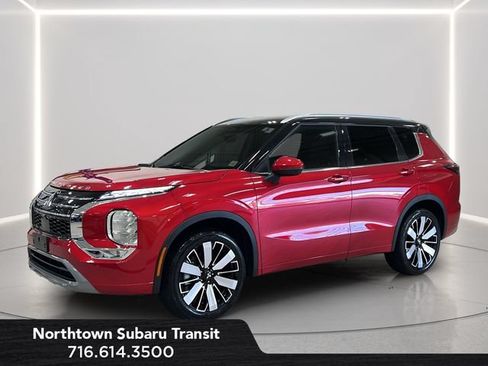 Used 2025 Mitsubishi Outlander SEL AWD/4WD image 1