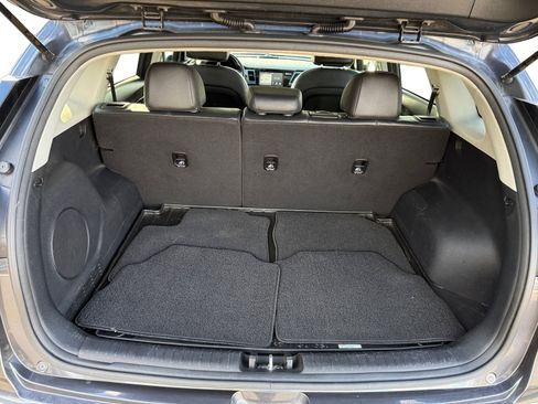 Used 2019 Kia Niro EX Premium image 17