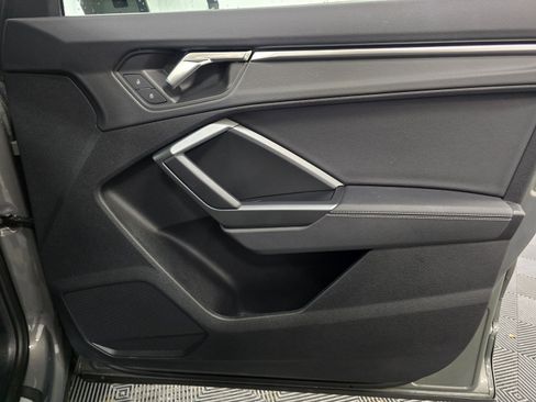 Certified 2025 Audi Q3 2.0T Premium w/ Convenience Package image 26