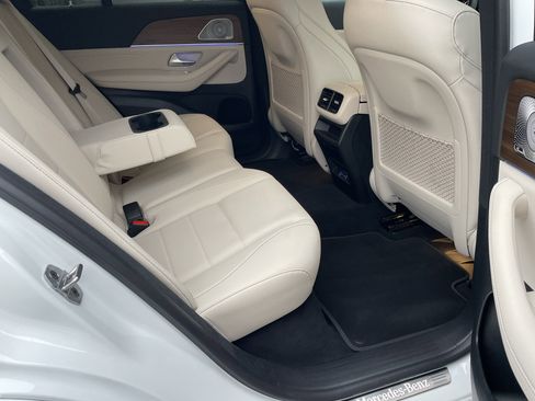 Certified 2025 Mercedes-Benz GLE 450 4MATIC image 43