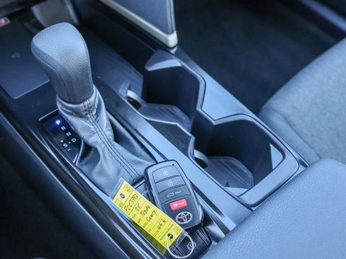 Used 2025 Toyota Camry LE image 20