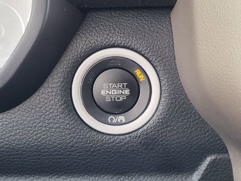 Used 2022 RAM 1500 Laramie image 26