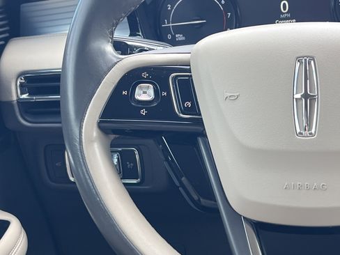 Used 2021 Lincoln Corsair FWD w/ Equipment Group 101A image 19