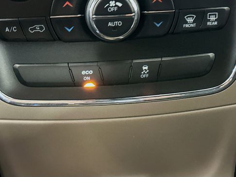 Used 2015 Jeep Grand Cherokee Laredo w/ Quick Order Package 23E image 23