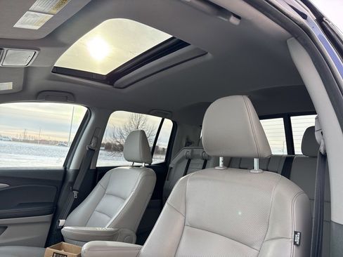 Used 2023 Honda Ridgeline RTL image 10