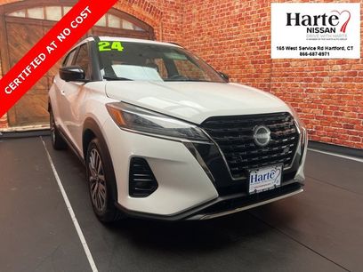 Used 2024 Nissan Kicks SR