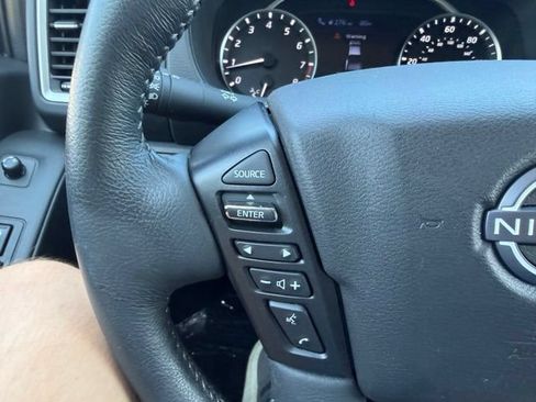 Used 2023 Nissan Frontier SV w/ SV Convenience Package RWD image 20