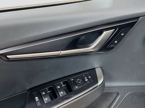 New 2025 Kia EV6 Wind image 18