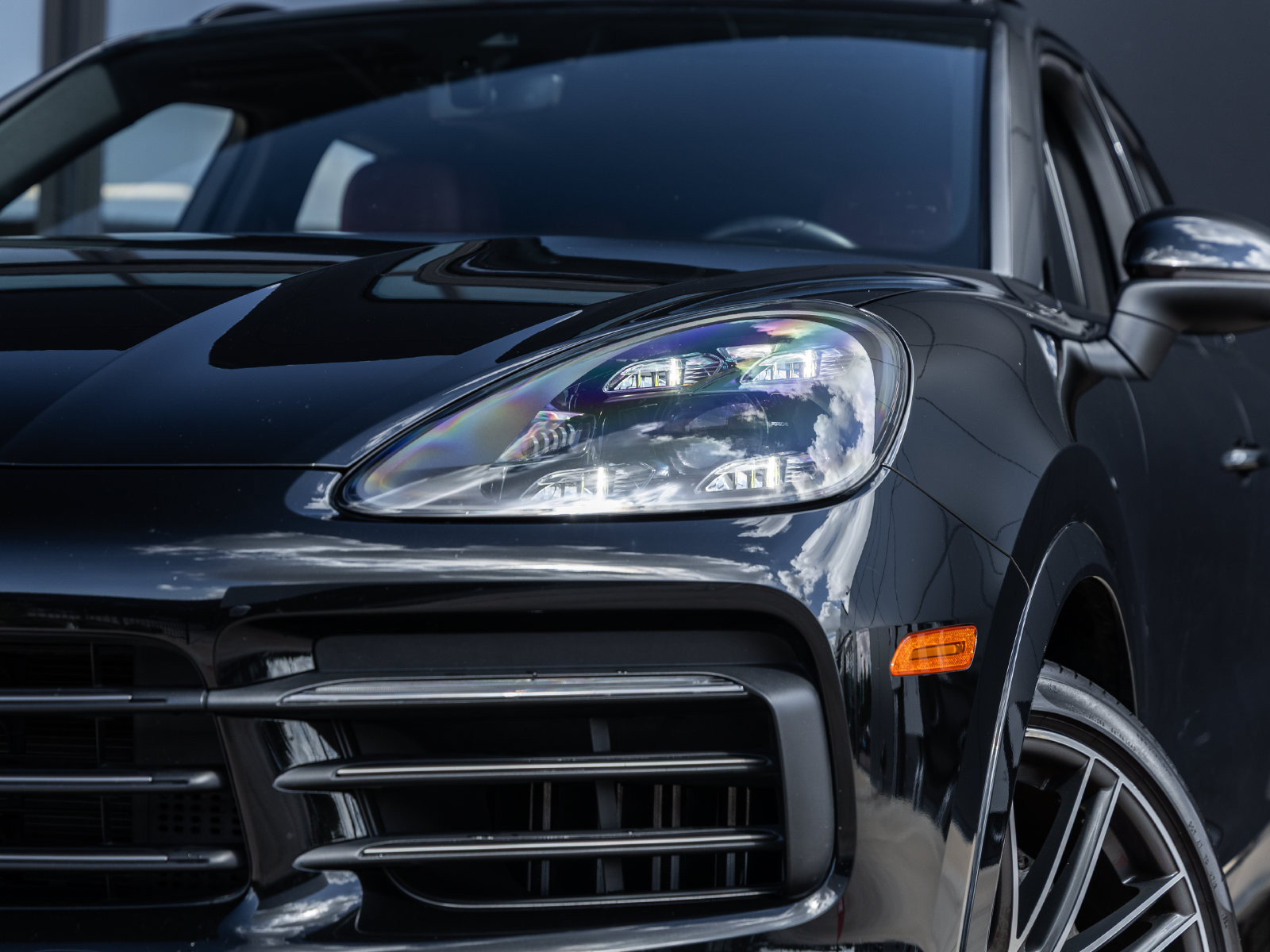 Certified 2023 Porsche Cayenne S Platinum AWD/4WD image 17