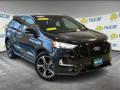 Used 2022 Ford Edge ST image 1
