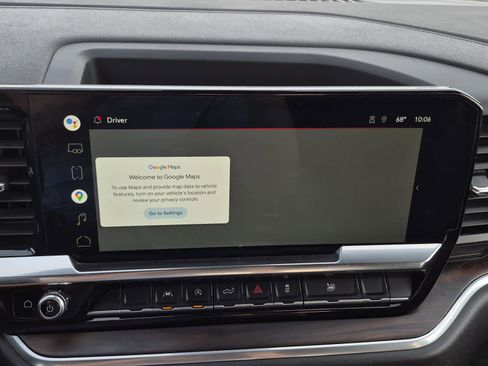 Certified 2022 GMC Sierra 1500 SLT w/ SLT Convenience Package image 26