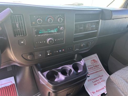 Used 2019 Chevrolet Express 3500 LT w/ LT Preferred Equipment Group RWD image 12