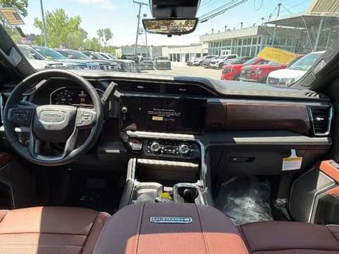New 2026 GMC Sierra 2500 Denali Ultimate AWD/4WD image 19