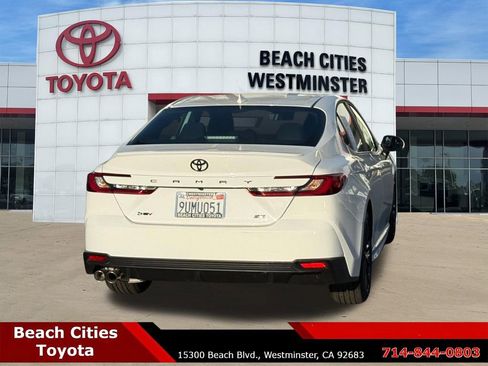 Certified 2025 Toyota Camry SE w/ Convenience Package image 13