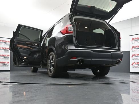 Used 2023 Subaru Ascent Touring AWD/4WD image 54