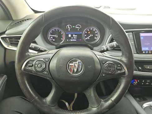 Used 2020 Buick Enclave Essence w/ Sound and Sites Package image 9